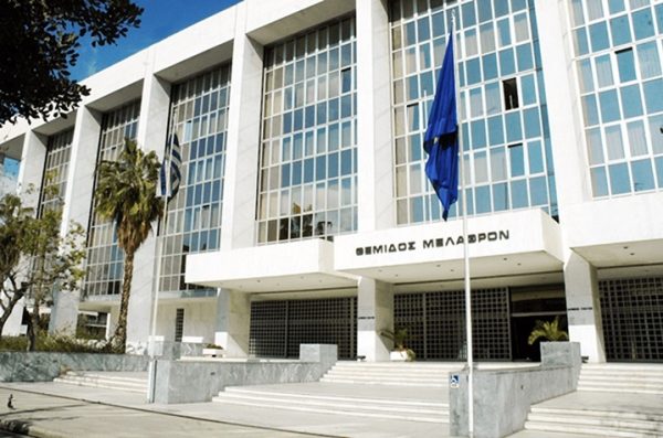 Παρέμβαση Αρείου Πάγου για τους αντιεμβολιαστές που μηνύουν εκπαιδευτικούς