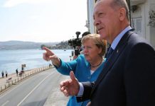 Την Μέρκελ είδε αλλά την Ελλάδα είχε στο μυαλό του ο Ερντογάν