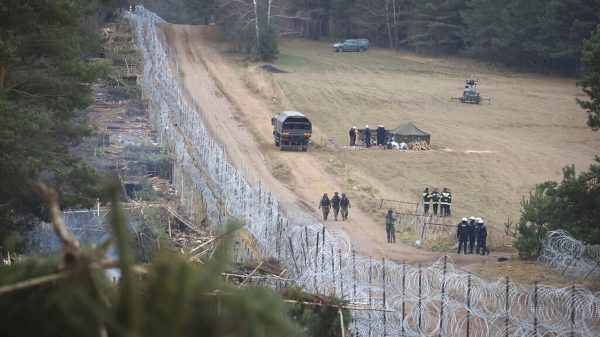 Πολωνία για μετανάστες: Η μεγαλύτερη προσπάθεια αποσταθεροποίησης της Ευρώπης