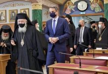 Κοινό μέτωπο κυβέρνησης και εκκλησίας για τον εμβολιασμό