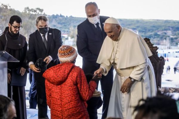 Θερμό ευχαριστώ των προσφύγων στον Πάπα Φραγκίσκο