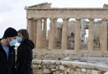 Frankfurter Allgemeine: Με αμφίβολα επιχειρήματα κρατά η Βρετανία τα Γλυπτά του Παρθενώνα