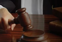 Τηλεοπτικές άδειες: Παππάς και Καλογρίτσας κλήθηκαν σε απολογία